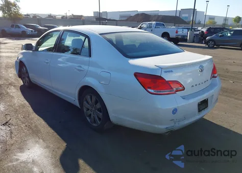 2006 Toyota Avalon Touring z USA, uszkodzony, nr VIN 4T1BK36B76U156644